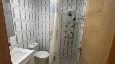 Habitación en alquiler en Calle del Monasterio de Carracedo, Centro (Ponferrada) de 230 €<span>/mes</span>
