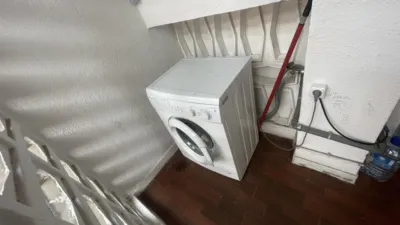 Habitación en alquiler en Calle del Monasterio de Carracedo, Centro (Ponferrada) de 230 €<span>/mes</span>