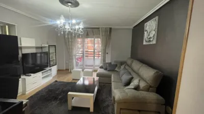 Habitación en alquiler en Calle del Monasterio de Carracedo, Centro (Ponferrada) de 230 €<span>/mes</span>