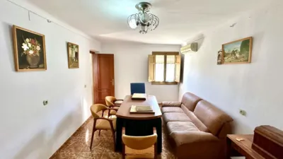 Chalet en venta en Calle del Doctor Fleming, Humilladero de 199.000 €