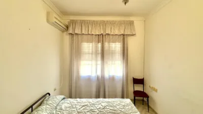 Chalet en venta en Calle del Doctor Fleming, Humilladero de 199.000 €