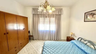 Chalet en venta en Calle del Doctor Fleming, Humilladero de 199.000 €