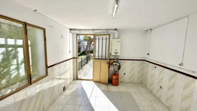 Chalet en venta en Calle del Doctor Fleming, Humilladero de 199.000 €