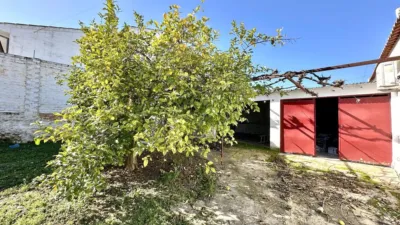 Chalet en venta en Calle del Doctor Fleming, Humilladero de 199.000 €