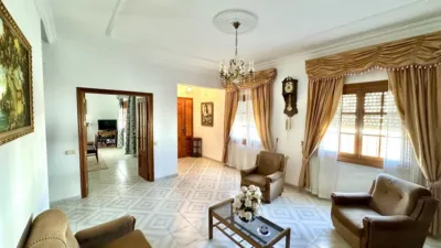 Chalet en venta en Calle del Doctor Fleming, Humilladero de 199.000 €