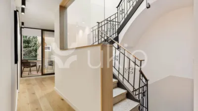 Dúplex en alquiler en Carrer d'Escipió, El Putxet-El Farró (Distrito Sarrià-Sant Gervasi. Barcelona Capital) de 4.360 €<span>/mes</span>