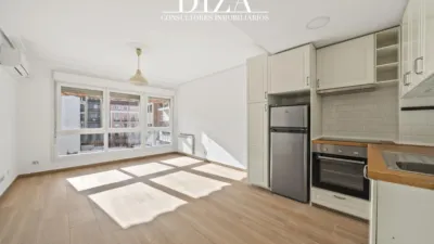 Piso en alquiler en Calle de los Dos Amigos - Imagen 2