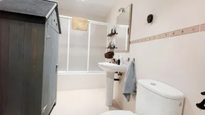 Dúplex en venta en Calle de la Serranía de Ronda, Casco Histórico de Vallecas (Distrito Villa de Vallecas. Madrid Capital) de 346.500 €