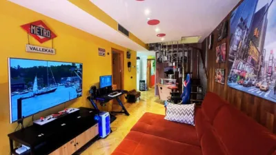 Dúplex en venta en Calle de la Serranía de Ronda, Casco Histórico de Vallecas (Distrito Villa de Vallecas. Madrid Capital) de 346.500 €
