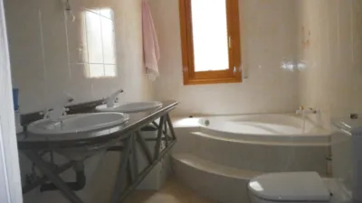 Chalet en venta en Pueblo, Abades de 350.000 €