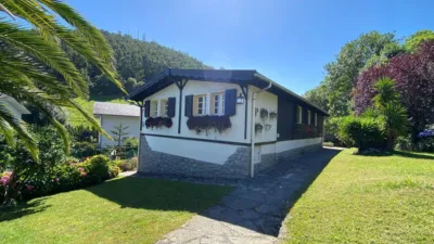 Chalet en venta en Calle Barrio Brazomar, Número 46, Cotolino (Castro Urdiales) de 650.000 €