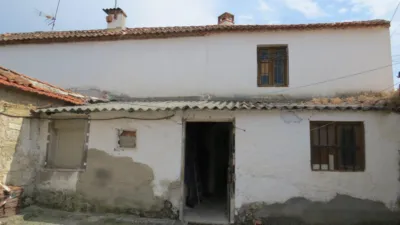 Casa en venta en Calle de la Mirasierra, Abades de 110.000 €