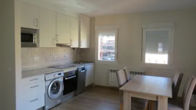 Piso en alquiler en Calle del General Gutiérrez Mellado, José Zorrilla-Padre Claret (Segovia Capital) de 1.350 €<span>/mes</span>