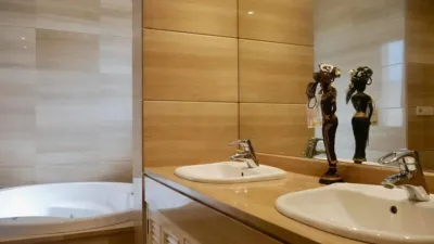 Chalet en venta en Calle de los Villares Altos, Santa Eufemia (Tomares) de 949.500 €