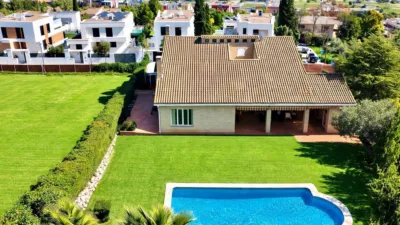 Chalet en venta en Calle de los Villares Altos, Santa Eufemia (Tomares) de 949.500 €