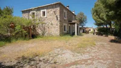 Rustic Finca on Avenida Andalucia, No. 30 photo 3