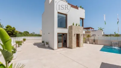 Chalet en venta en Calle Ciudad de Barcelona, Vera Playa Naturista (Vera) de 459.000 €