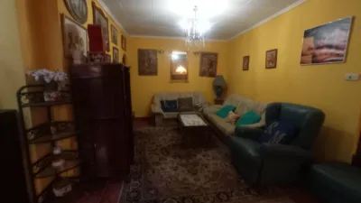 House in Centre photo 16