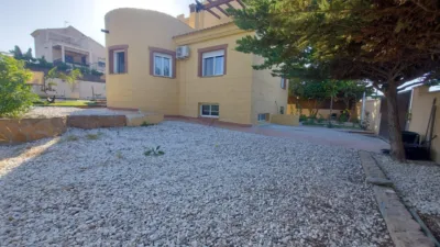 Chalet en venta en Calle Fuensalida, 14, Casco Urbano (Vera) de 365.000 €
