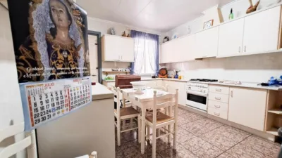 House on Avenida Juan Carlos I photo 2