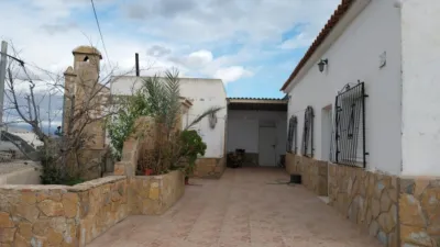Finca rústica en calle La Escucha, Polg 144, Parcela 33 photo 3