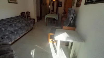 Apartment on Calle Torrevejenses Ausentes photo 8