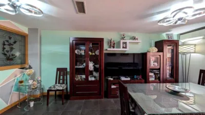 Apartment on Calle de Isabel 'La Católica' photo 4
