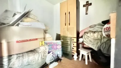 Casa adosada en venta en Plaza de Carbayedo - Más