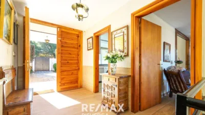 Chalet on Santinos Street, No. 34 photo 25
