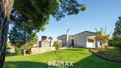 Chalet on Santinos Street, No. 34 photo 5