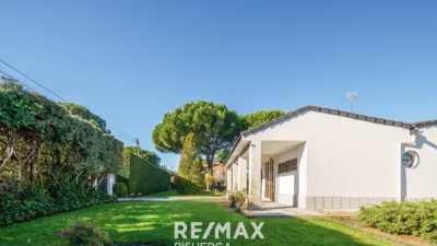 Chalet on Santinos Street, No. 34 photo 11