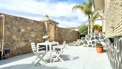 Chalet on Sierra de Salinas Street, 4 photo 62