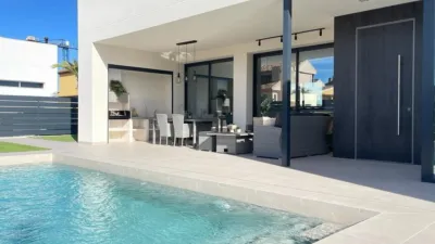 Chalet en venta en Calle Fraternidad, 21, La Alcayna (Molina de Segura) de 359.900 €