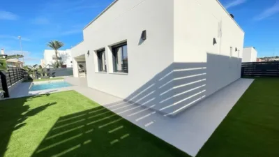 Chalet en venta en Calle Fraternidad, 21, La Alcayna (Molina de Segura) de 359.900 €