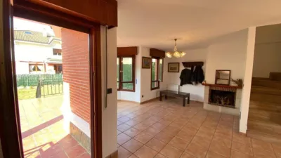 Casa adosada en venta en Calle Barrio Sámano-Helguera, Sámano (Castro Urdiales) de 335.000 €