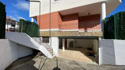 Casa adosada en venta en Calle Barrio Sámano-Helguera, Sámano (Castro Urdiales) de 335.000 €