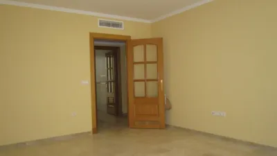 Apartment on Avenida de Luis Alberto de Cuenca, 70 photo 8