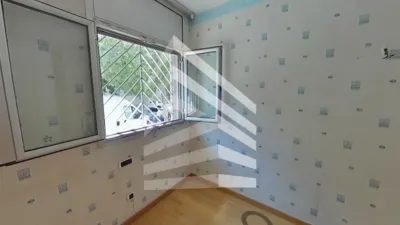 Apartment on Carrer de Rosa Sensat photo 10