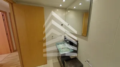 Apartment on Carrer de Rosa Sensat photo 30