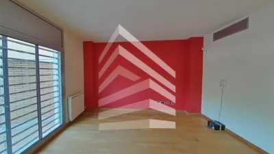 Apartment on Carrer de Rosa Sensat photo 3