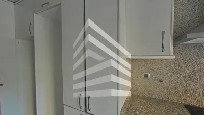 Apartment on Carrer de Rosa Sensat photo 8