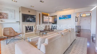 Chalet on Carrer del Mossèn Jacint Verdaguer photo 5