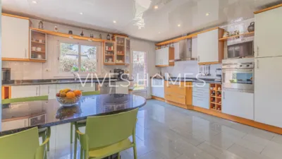 Chalet en Carrer Olivers photo 17
