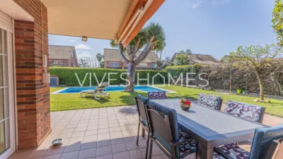 Chalet en Carrer Olivers photo 20