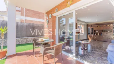 Chalet on Carrer del Puigmal photo 5