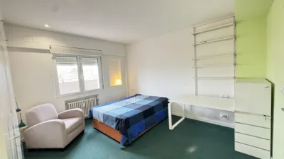 Piso en alquiler en Calle de Don Miguel Allue Salvador, Centro (Zaragoza Capital) de 1.250 €<span>/mes</span>