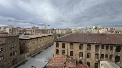 Piso en alquiler en Calle de Don Miguel Allue Salvador, Centro (Zaragoza Capital) de 1.250 €<span>/mes</span>
