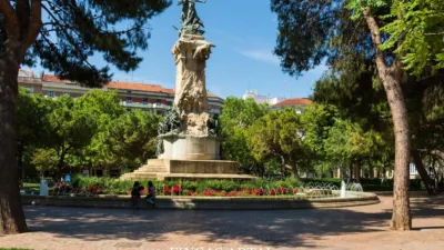 Piso en alquiler en Calle de Don Miguel Allue Salvador, Centro (Zaragoza Capital) de 1.250 €<span>/mes</span>