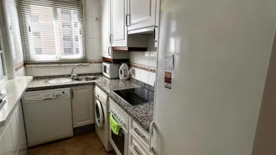 Piso en alquiler en Calle Perséfone, Bellavista (Distrito Bellavista-La Palmera. Sevilla Capital) de 1.000 €<span>/mes</span>