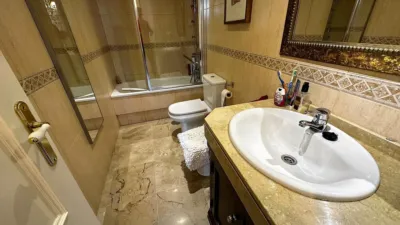 Piso en alquiler en Calle Perséfone, Bellavista (Distrito Bellavista-La Palmera. Sevilla Capital) de 1.000 €<span>/mes</span>